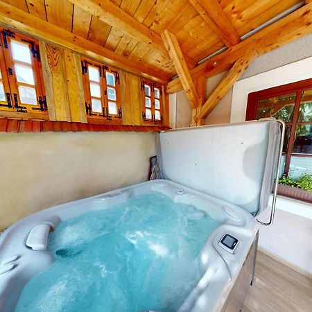 Resort Hisa Ida - Apartments With Hot Tub And Sauna Ivancna Gorica Eksteriør bilde