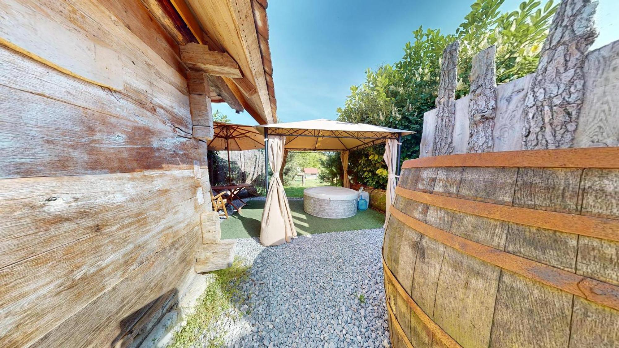 Resort Hisa Ida - Apartments With Hot Tub And Sauna Ivancna Gorica Rom bilde
